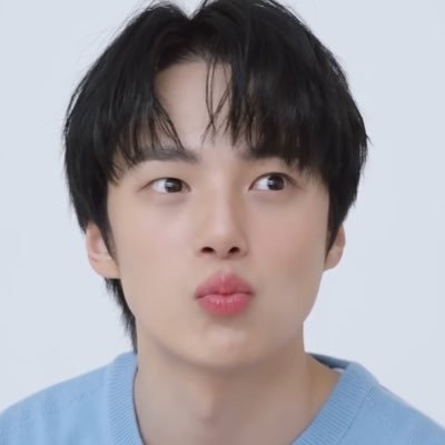 #MINHYUK: god may forgive you for being gay but NO ONE is gonna forgive you for that haircut (she/her)