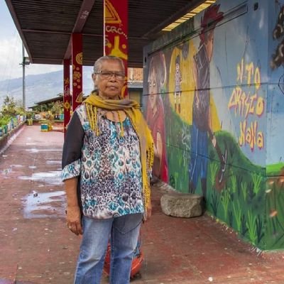 #FeministaPopular♀️|48 años de Liderazgo Comunitario,Defensora de los #DDHH,la Paz y el Territorio. #SomosGobierno con el #PactoHistorico||
Mamá de @elANTIMILI.