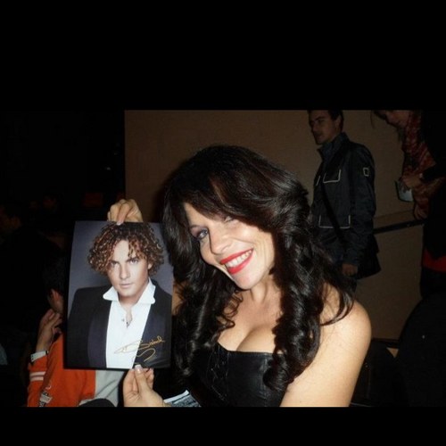 Hechicera369's profile picture. 