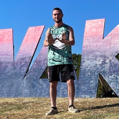 27 • Wakaan 2019 Fam ᐞ▵ᐞ • 444 • PLUR • amateur laser programmer • dance with me •♓️•https://t.co/c6MwPLJHcX • https://t.co/MRWe3kFqWp