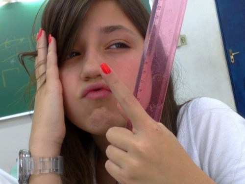 owwn , não me julgue antes de conhecer , so digo isso baaby , tchau e beeijos :$