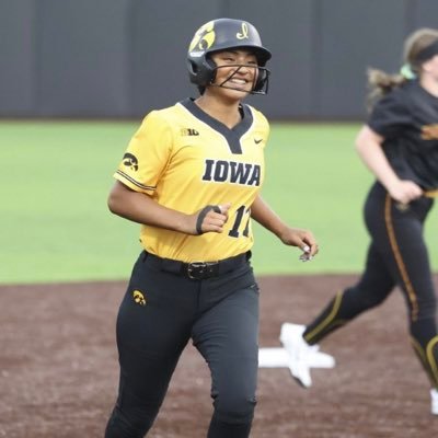 Iowa Softball #11 🖤💛