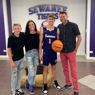 Husband, Dad, Sewanee Tigers Fan, LCA Track Fan