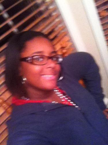 Lovin_My_Tweet's profile picture. luv to have fun at all times but when it is time to get serious i can