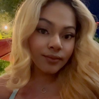ElyzaWhornBerry's profile picture. All Socials Linked Below ⬇️ OG @theediablita