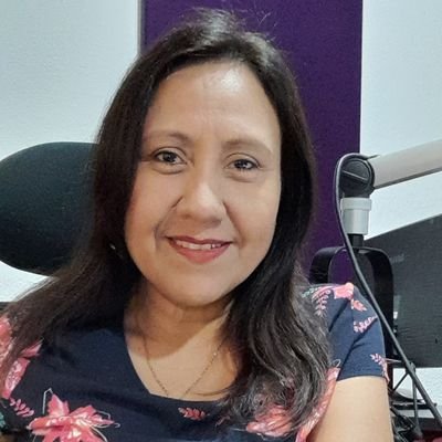 periodista 🇻🇪 |   
Locutora @wopssmedia  |
CEO @soymercadeando  |
Hablo de fútbol ⚽