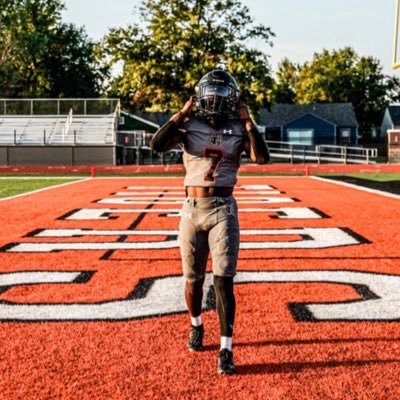 Norman High (OK) | 2023 | 5’8 162lbs | 4.5 in 40yd | #7 RB/WR                 NCAA# 2302779689 xshackelford03@gmail.com rockym@normanps.org