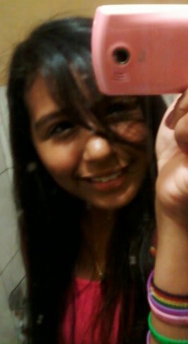 14 aninhos,escorpiana,Santista,Solteira...Morena e Feeliiz.              ;)