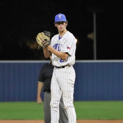 6’4/170lbs/3.4 gpa /RHP/FB-86-88 T90 /CB-69-73 /CH- 75-78/ @Haven_Baseball commit