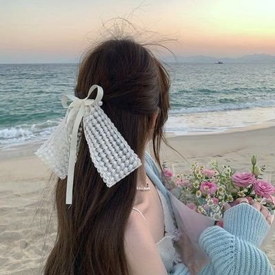 tiramisuww_'s profile picture. 🌷𝐵𝑒𝑟𝑏𝑎𝑔𝑎𝑖 𝑟𝑒𝑘𝑜𝑚𝑒𝑛𝑑𝑎𝑠𝑖 𝑠𝑒𝑝𝑢𝑡𝑎𝑟 𝑐𝑖𝑤𝑖-𝑐𝑖𝑤𝑖𝑖𝑖🙆🏻‍♀️🛍 𝑀𝑎𝑟𝑖𝑒 𝑐𝑒𝑘 𝑙𝑖𝑛𝑘📍