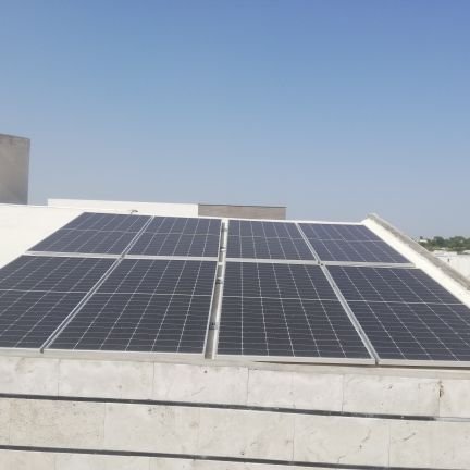 We are solar installer and solutions provider contact our wharsapp number +923164659503