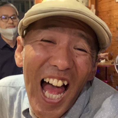 自称カロリー消費No.1DJ。ジャンルは和モノメインの60s全般、70s、80s歌謡曲とビーパン。出演依頼待ってます！元爆音ドラマー（exモンドダイアモンド、首狩族、他）。大阪ModsMay Day'98&'99出演。ガンバ大阪年間約12試合観戦。ラーメンとカレーが大好き！フォローは基本リアルでお知合いの方のみでヨロ！