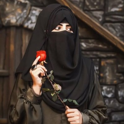 Long Detailed plot-based roleplayer,
Hijabi, love to chat and roleplay with hindu males