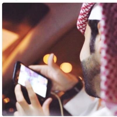 إياك ومصادقة الأحمق
