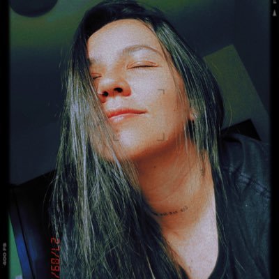 meu tt serve para: justin bieber, blink, palmeiras, bbb, animais e babados no geral ah, sou fotógrafa e feliz pra kerelho 📸