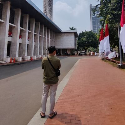 naimachmad83's profile picture. Hidup yg sesungguh,y itu,,d kala qta mLihat orng lain trsenyun , d kala qta bsa mMbantu sesama yg yg membutuhkan, tak perlu perkaya dri hnya untuk kesenangan