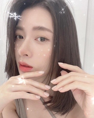 れることは幸福ではない。爱することこそ幸福だ。LINEに追加してください【https://t.co/GbGXly8Tdf】