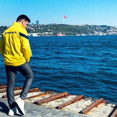 Dokunulmuş tüm düşünceleri not et. Bu notlar , kendine ve gelecek yarınlara...
Fenerbahçe 💛💙