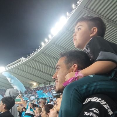 Técnico en electricidad y electrónica. Profesor de oficios. Hincha de Belgrano.
✌️✌️