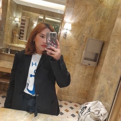 itsmeyenaii's profile picture. Hating me won't make you beautiful.
💜⚓️
 🇰🇷🇵🇭