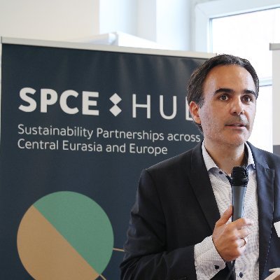 Political Scientist, Co-Founder @SPCE_Hub, formerly @SWPBerlin @SWP_EEE @IFSHHamburg.