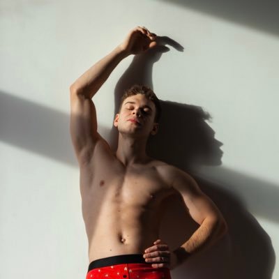 fitness model and blogger. Exlusive content on PATREON ✨ https://t.co/EqMZ0E6Zfh @vinboy1000