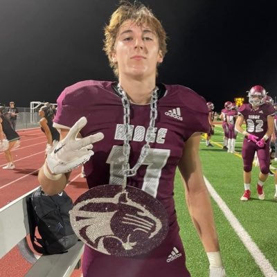 Mountain Ridge HS | Az | 25’ | 5’10 | 155 | WR | 4.6 40 | Football/Soccer