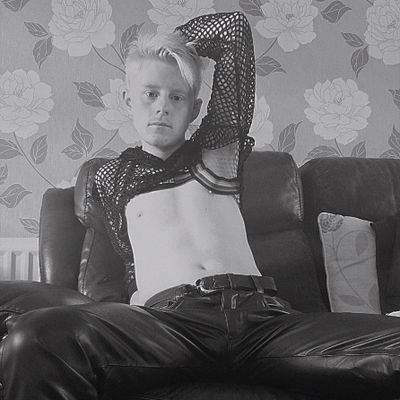 | 3 time grabby nominated | Links Below & OF | Mental health advocate | Kinky switch |DM me for collabs| owner of @scoochtp