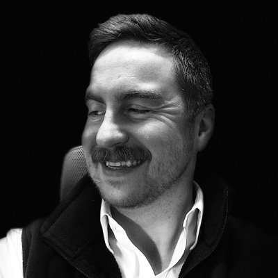 Native Arkansan who spends too much time online | Entrepreneur | Digital/Content Marketer | Coffee Addict | Founding Partner of @cmwmktg
