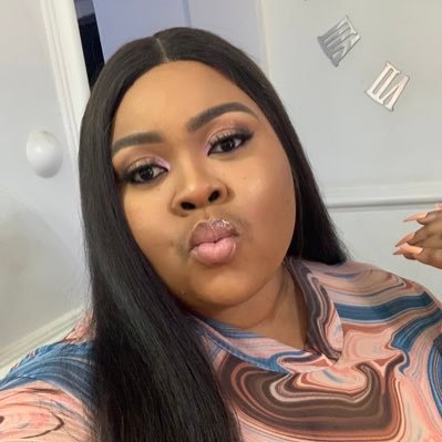 teniolazoe's profile picture. 