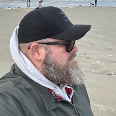 p_schneegass's profile picture. Bartträger aus Leidenschaft / Wikinger / Wirtschaftsjunior / Papa / Gamer (HATEBREEDER112) / Sauerländer / Angler u.v.m.