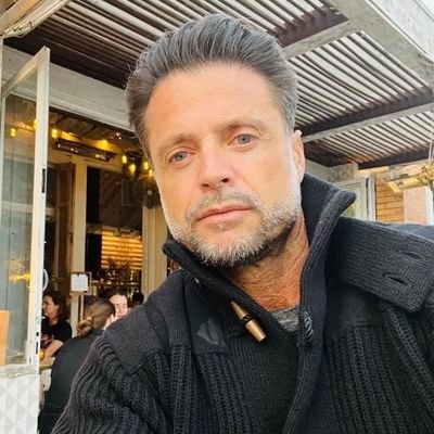 CandelierP83978's profile picture. 