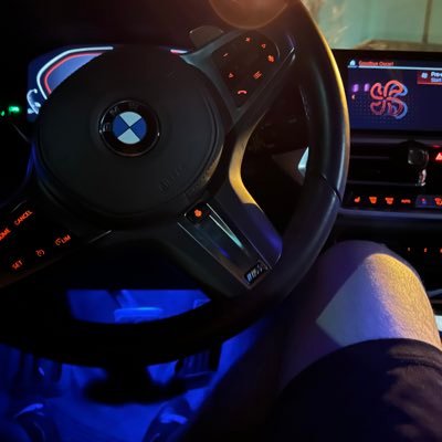 notoscar123's profile picture. La Vida es Prestada