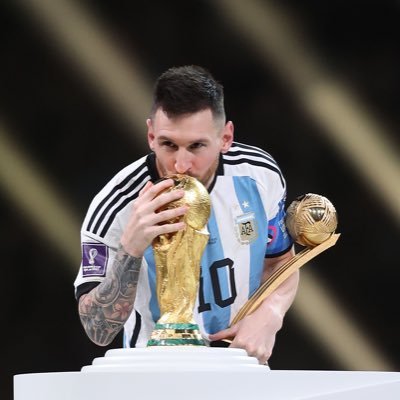 Full time student | Messi | Barcelona | Federer | Dravid | Food lover # living in reality knowing it’s imagination