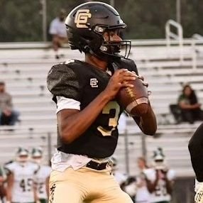 Goose CreekHS‘26| 🏈QB|🏀 G| 🏃🏾Trpl & HJ/Spr/Mid-Dst.| 4.8 40| 6' 178lbs| 4.0 GPA| 📨 kymaniclary2022@gmail.com 🏈HC:J.Winstead 🏀HC:Hall🏃🏾‍♂️HC: Baylock