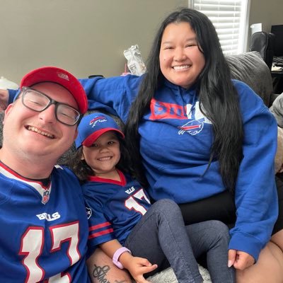 Husband, and Dad! Buffalo sports fan, and Brooklyn NETS! Always down to talk sports, life, US Army Vet. #BillsMafia #NetsWorld #LetsGoBuffalo