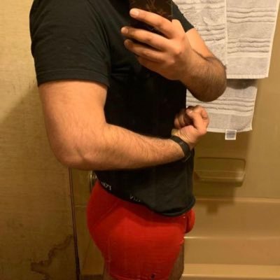 24. Married. DL. Bi. Based out of NJ. Just following and retweeting everything that makes my cum shoot. Send whatever you want. Open to most. Free Palestine