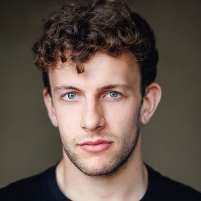 21 | Graduating Year of Musical Theatre (BA Hons) @The_GSA | Rep’d by @collectiveagts | Spotlight - https://t.co/yuOktcj9ws