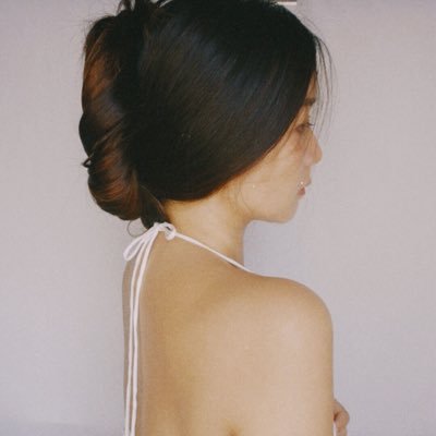 theThainarak's profile picture. 