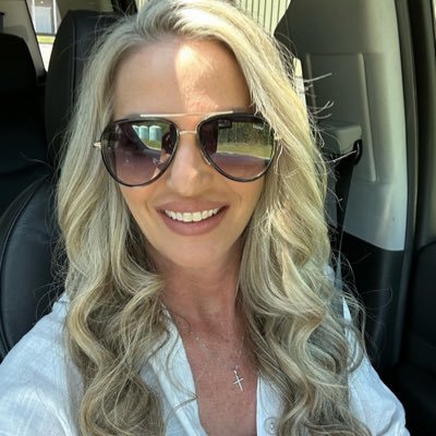 Business owner, BS Psychology, Mother, Wife #RollTide Georgia Peach Former Democrat Gun lover. No DMs I’m happily married. Serious southern drawl. Huntress