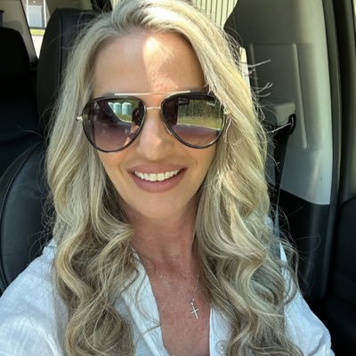 Business owner, Mother, Wife #RollTide Georgia Peach Former Democrat Gun lover. No DMs I’m happily married. Serious southern drawl. Huntress Independent thinker