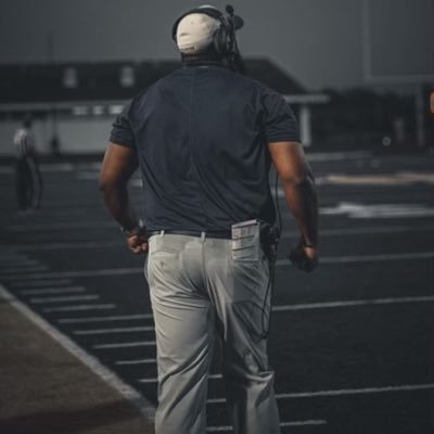 Offensive Line Coach @MGCCC_Football | Ole Miss Alumni | Developer of Men #TrenchMobb