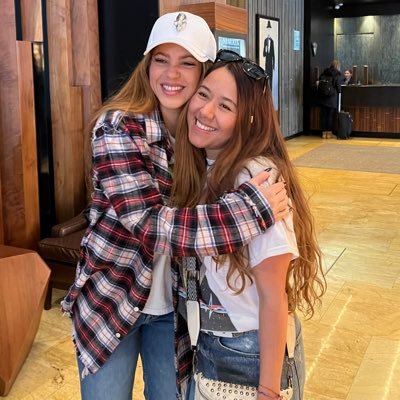 shakirangie's profile picture. Cuando menos piensas, sale el sol !! #ShakiFan4Ever