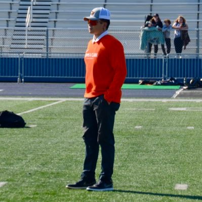 Director of Player Development at Lewis & Clark College @lcpiosfb || Hawai’i Born and Raised || Send highlights to epowers@lclark.edu to get recruited🤙