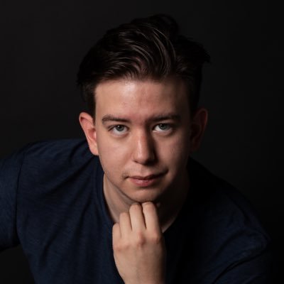 838rdnlnza's profile picture. Just drifting by