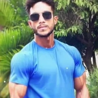 NawabFazil5674's profile picture. तू ना आया ना आई तेरी कुछ खबर... 
करवटे हम बदलते रहे रात भर...