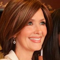 Janine Turner(@JanineTurner) 's Twitter Profile Photo