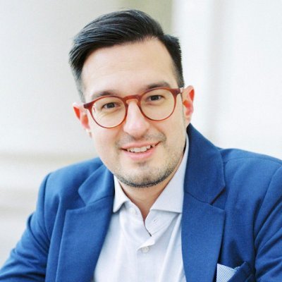 Growth_Wizz's profile picture. AI-first CMO. 4x Co/Founder. 15+ years in Startups. Focus on B2B/B2C SaaS Product Marketing + Product Growth. Currently in #buildingmode / New Account