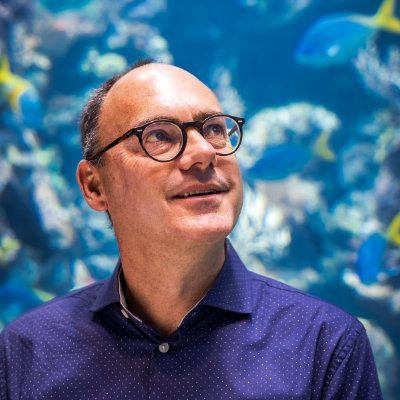 Senior Director of Steinhart Aquarium, Co-Director Hope for Reefs @calacademy | AZA SAFE Coral Program Leader | Pretty much staying away from this place now