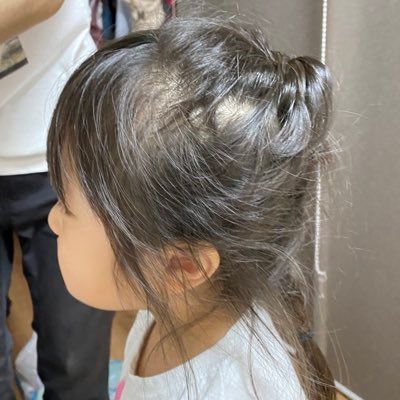 kaoringo044's profile picture. 4歳と0歳の女の子の育児中👧👶2023年10月期Fammグラフィックデザインコースを卒業しました！娘が小学校に上がるまでに在宅ワークをすることが目標です❣️老後は保育士として働きたいと思ってるので、2023年前期に保育士試験を受け合格しました〜💮